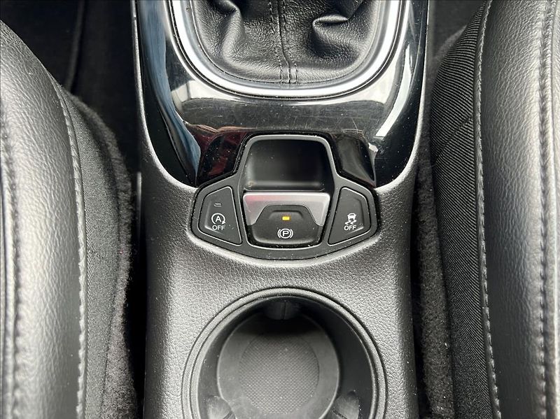 Jeep Compass 1,4 m-Air LIMITED my19 - fotka 36 z 45