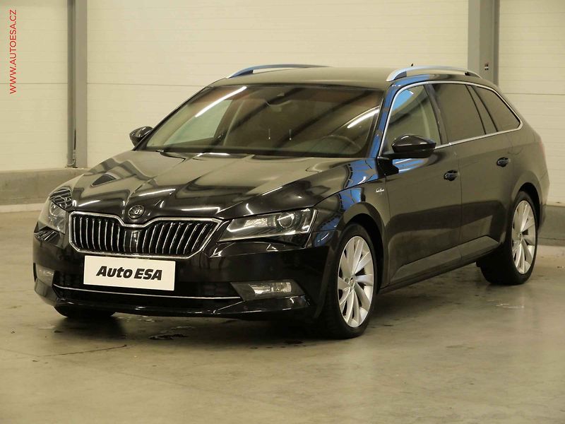 Škoda Superb (2016) 2.0, ČR, L&K, AT, navi - fotka 3 z 25