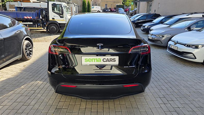 Tesla Model Y (2024) Long Range AWD DE SoH93,6% TZ - fotka 6 z 43