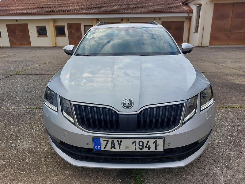 Škoda Octavia 2,0 TDi 110kw STYLE Manuál - fotka 2 z 19