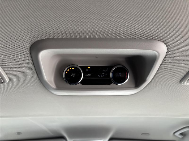 Ford Tourneo Custom 2,0 125kW Titanium X AWD L1 - fotka 22 z 36