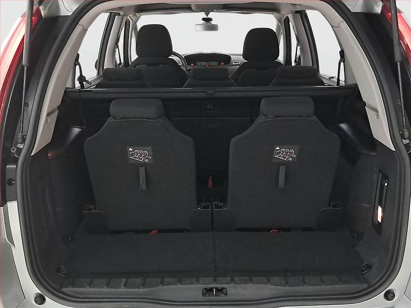 Citroën C4 Picasso (2011) 1.6 HDi, 7 míst, ČR,1.maj - fotka 19 z 20