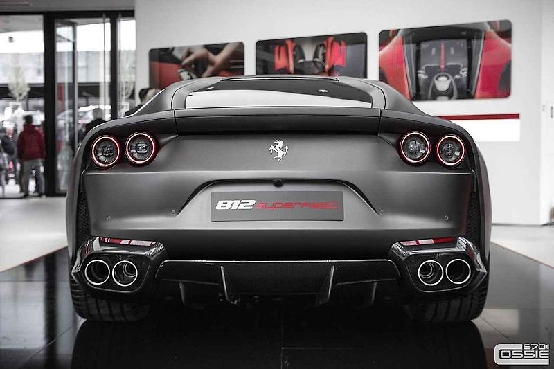 Ferrari 812 Superfast.