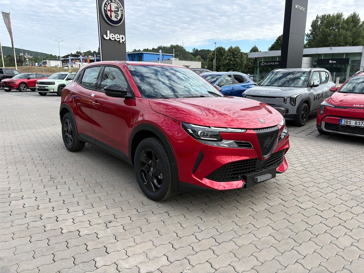 Alfa Romeo Junior Ibrida 1.2 Turbo Hybrid 145k e