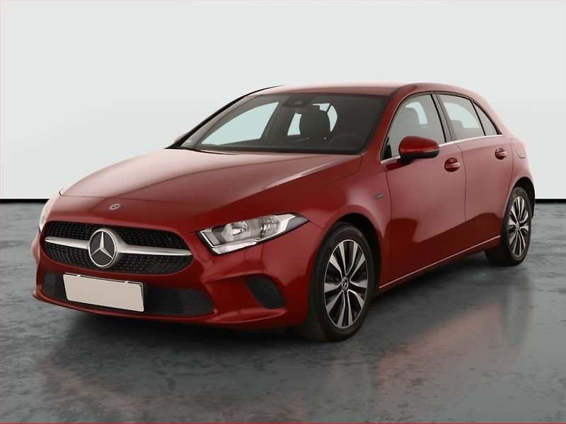 Mercedes-Benz Třídy A (2020) A 250 e - fotka 2 z 22