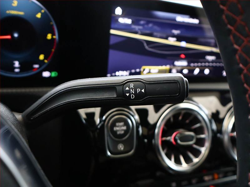 Mercedes-Benz CLA (2022) AMG Paket 220 d - fotka 11 z 22