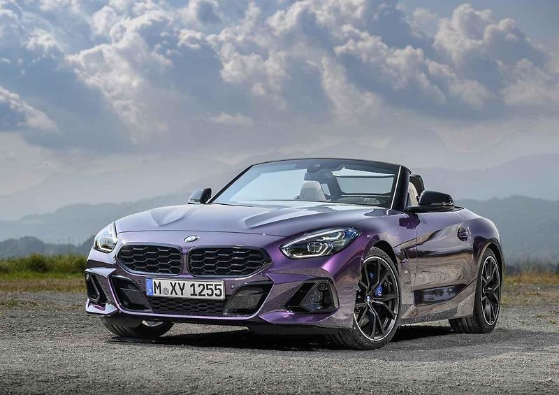 Silný motor, mořská pláž a dobrá nálada. Tak si představujeme život s kabrioletem.