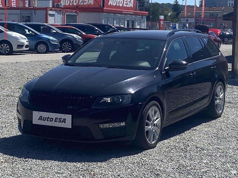 Škoda Octavia (2017) 2.0 TDi, RS, DSG, bixen, navi - fotka 3 z 18