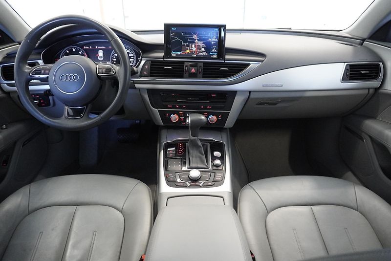 Audi A7 3.0 TFSI 220kW QUATTRO  - fotka 25 z 34