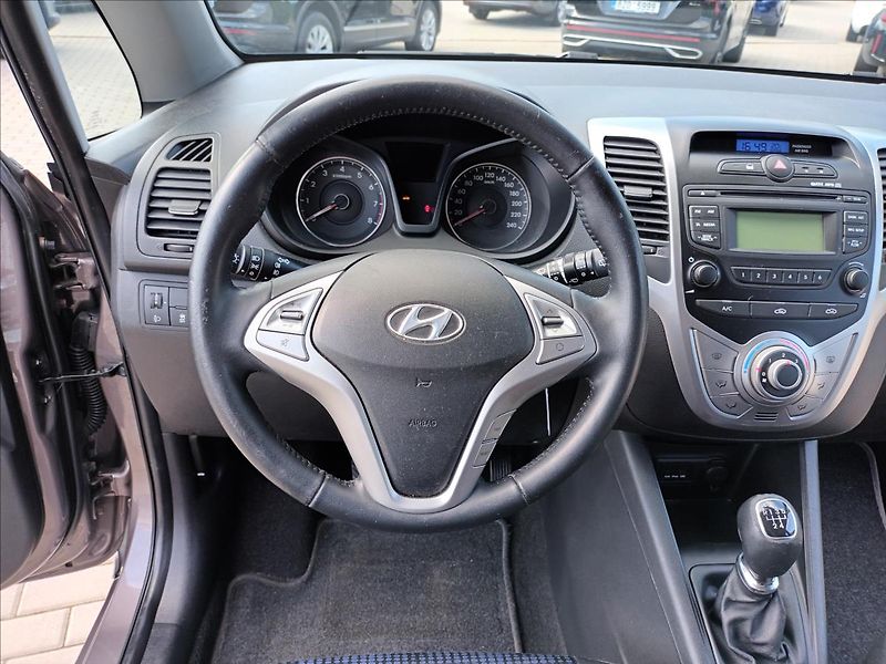 Hyundai ix20 1,4 CVVT,66KW,KLIMA,KOLA, - fotka 12 z 45