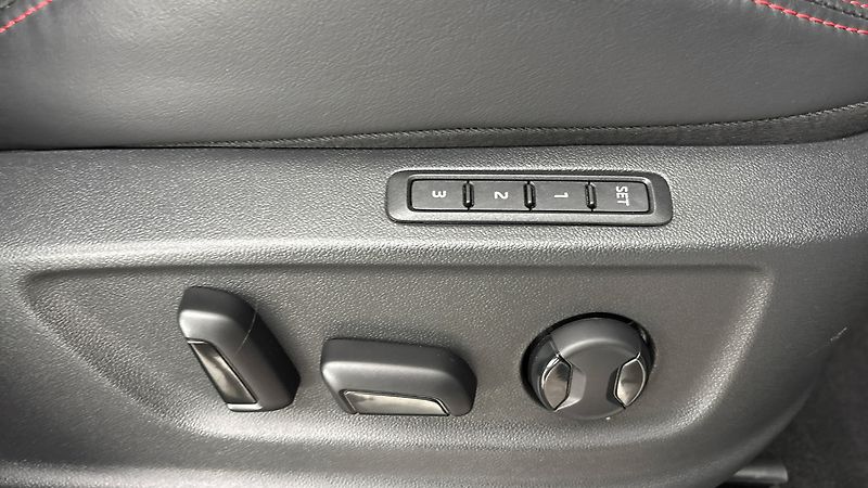 Škoda Kodiaq 2.0 TSI DSG 4x4 RS - fotka 23 z 35