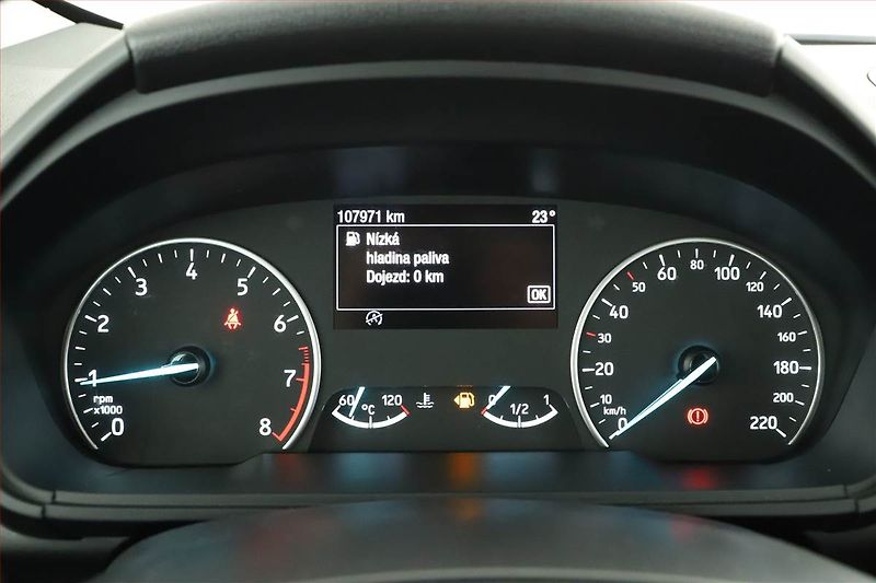 Ford EcoSport (2019) 1.0 EcoBoost, ČR,1.maj - fotka 8 z 13