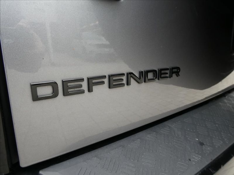 Land Rover Defender 3,0 D250 X-Dyn SE,1.maj,ČR,DPH - fotka 35 z 36