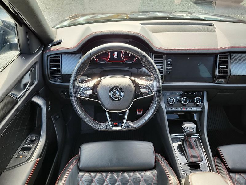 Škoda Kodiaq 2.0 TSI 180kW RS Challenge 4x4 - fotka 9 z 49