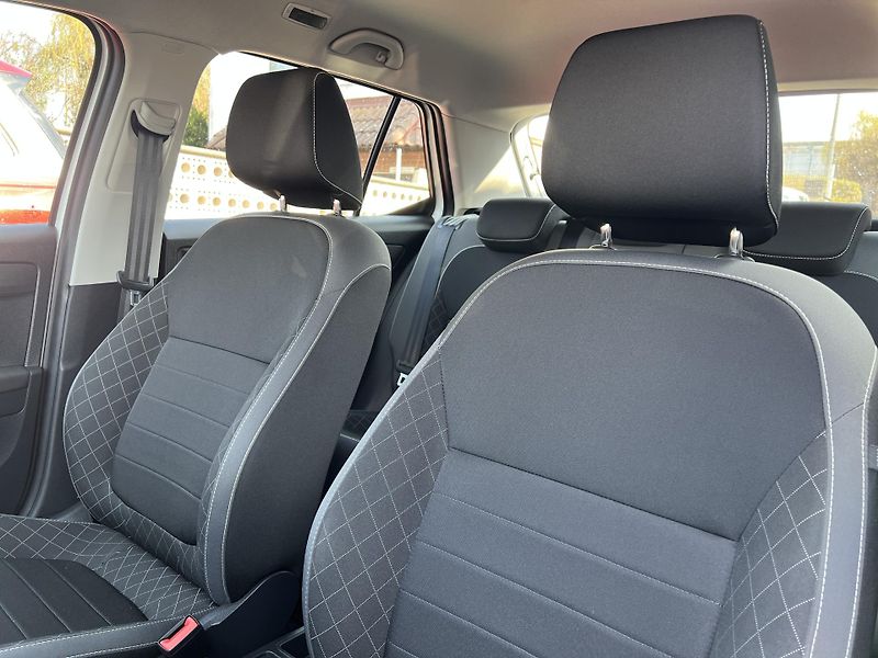 Škoda Fabia 1.0MPi 44kw TEMPOMAT KLIMA - fotka 10 z 36