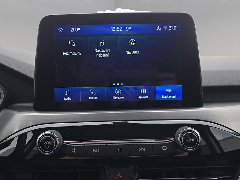 Ford Kuga (2020) Titanium 2.5 PHEV 165kW, Serv. - fotka 21 z 28