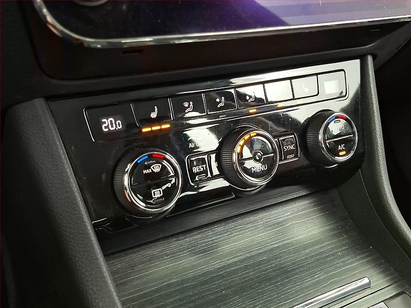 Škoda Superb (2020) Style 2.0 TDI, Automat, ČR - fotka 16 z 22