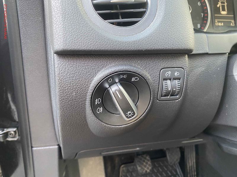 Volkswagen Tiguan (2013) 1.4 TSi, Trend&Fun, park. - fotka 15 z 17
