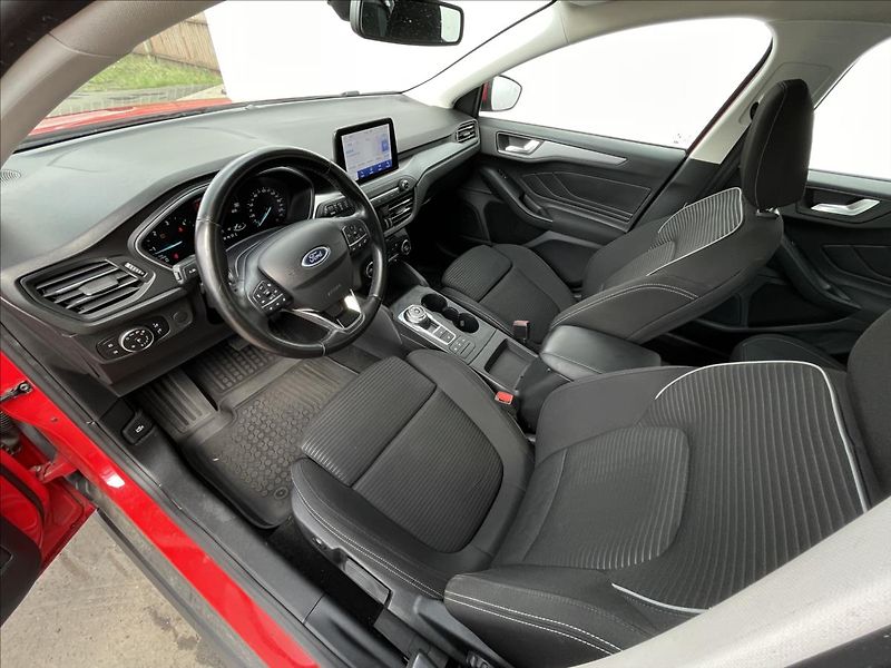 Ford Focus 1,5 Ecoblue AT8 Titanium Style - fotka 5 z 23