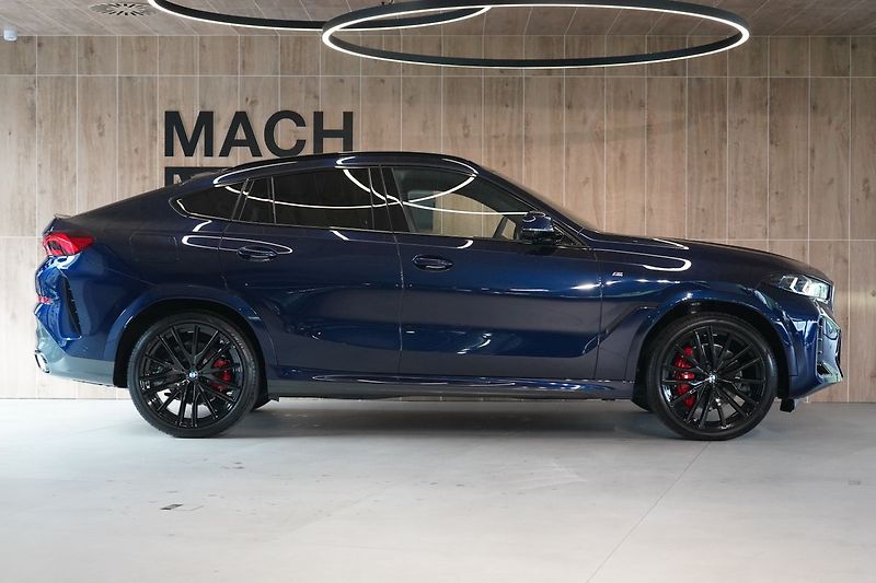 BMW X6 30d xDrive, Vzudch, Masáž - fotka 6 z 47