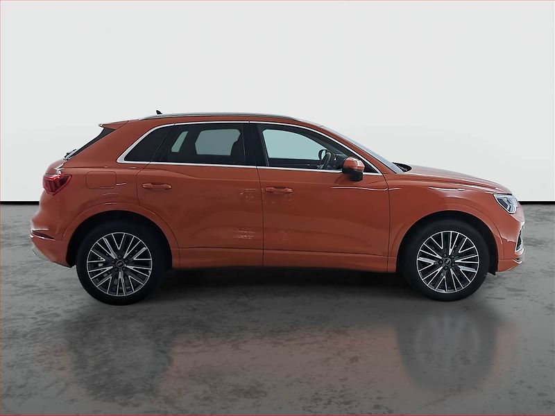 Audi Q3 (2023) Street Edition 35 TFSI - fotka 6 z 17