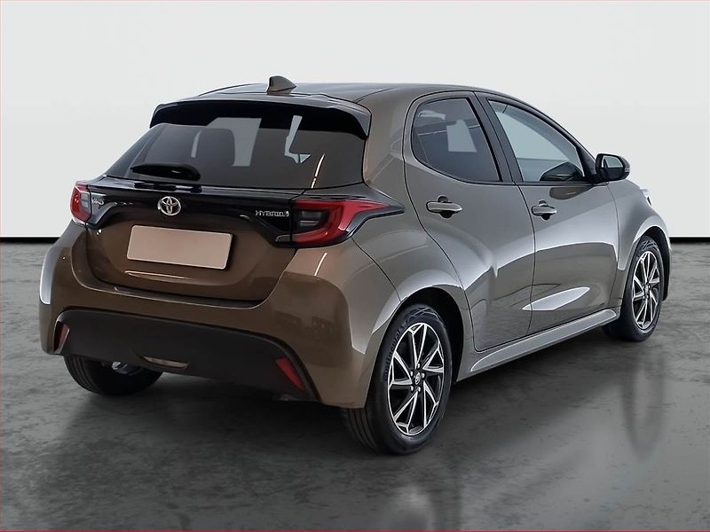 Toyota Yaris (2023) 1.5 VVT-i Hybrid - fotka 5 z 22