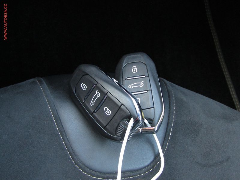 Peugeot 508 (2019) 2.0 HDi, ČR, GT, navi - fotka 20 z 20