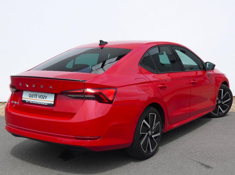 Škoda Octavia (2021) Style 1,5 TSI 110KW - fotka 2 z 30