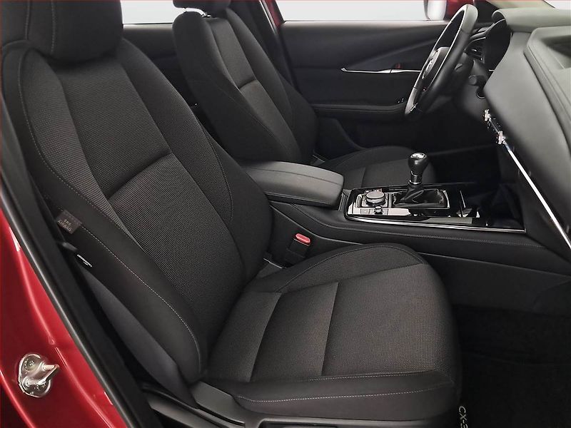 Mazda CX-30 (2022) GT 180 Plus Skyactiv-X 2.0 - fotka 9 z 18
