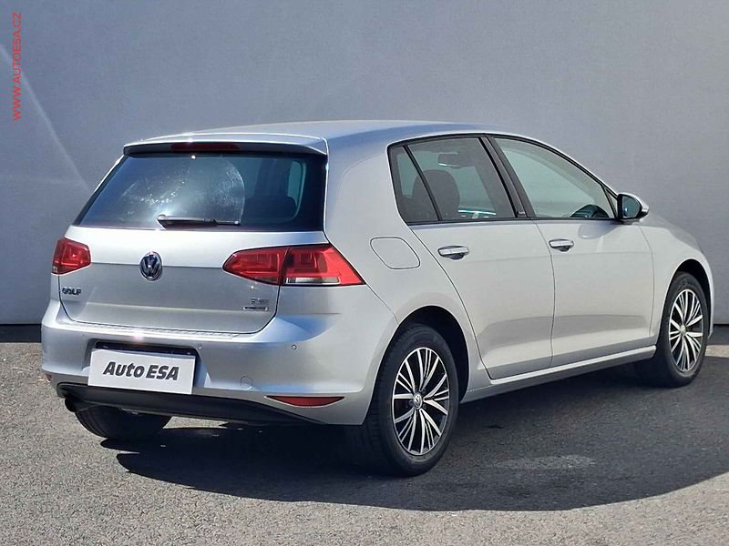 Volkswagen Golf (2016) 1.2 TSi, Allstar, bixen - fotka 4 z 17