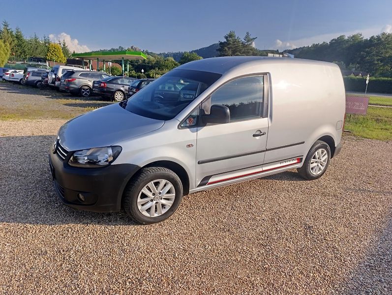 Volkswagen Caddy (2011) 1.6 TDi klima tažné 75kw - fotka 5 z 21