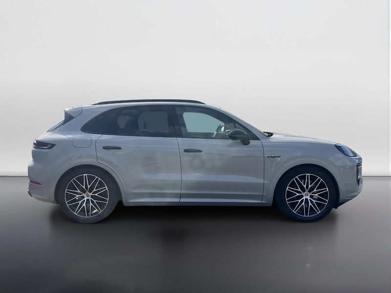 Porsche Cayenne (2025) E-hybrid - fotka 6 z 29