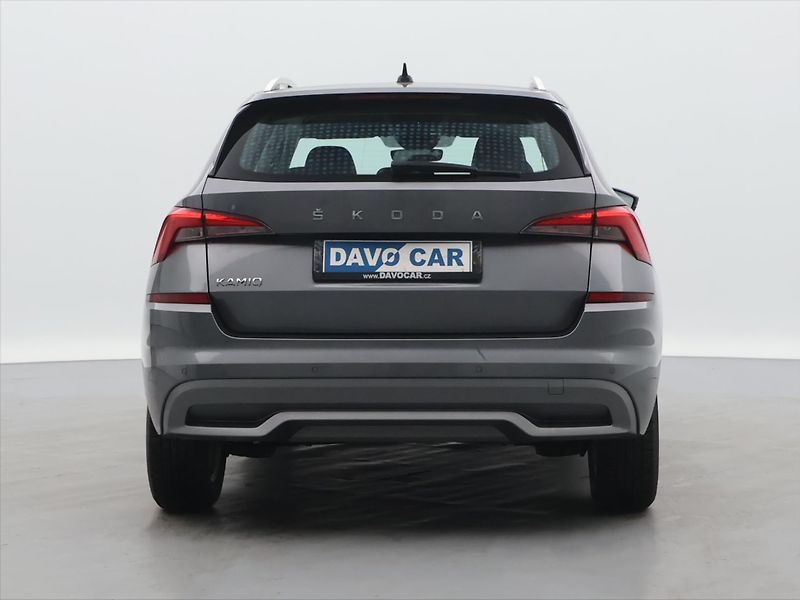 Škoda Kamiq 1,0 TSI 81kW CZ Style DPH LED - fotka 6 z 29