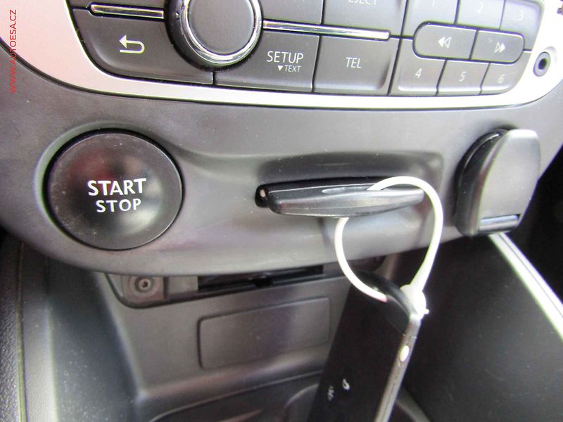 Renault Mégane (2016) 1.2 TCe, AT, autoAC, temp - fotka 17 z 18