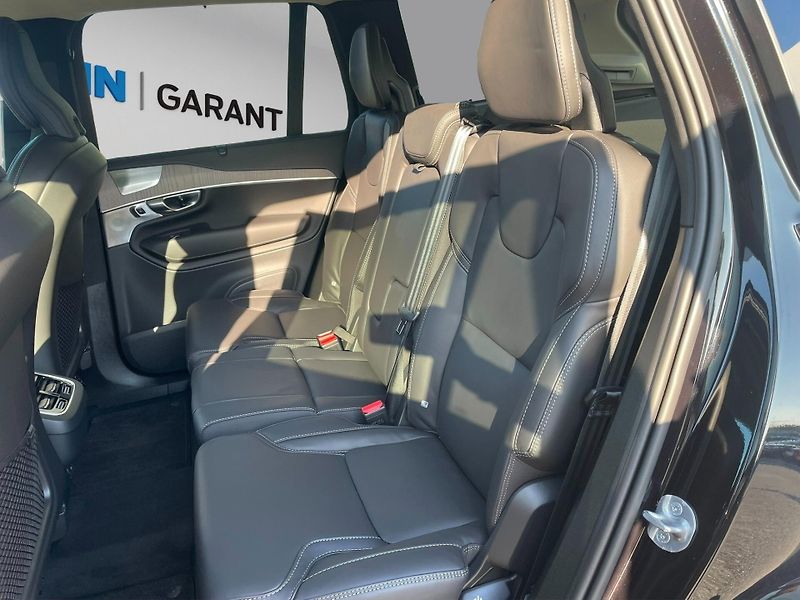 Volvo XC90 (2024) 4x4, Nejvyšší výbava, Vzduch.p - fotka 13 z 29
