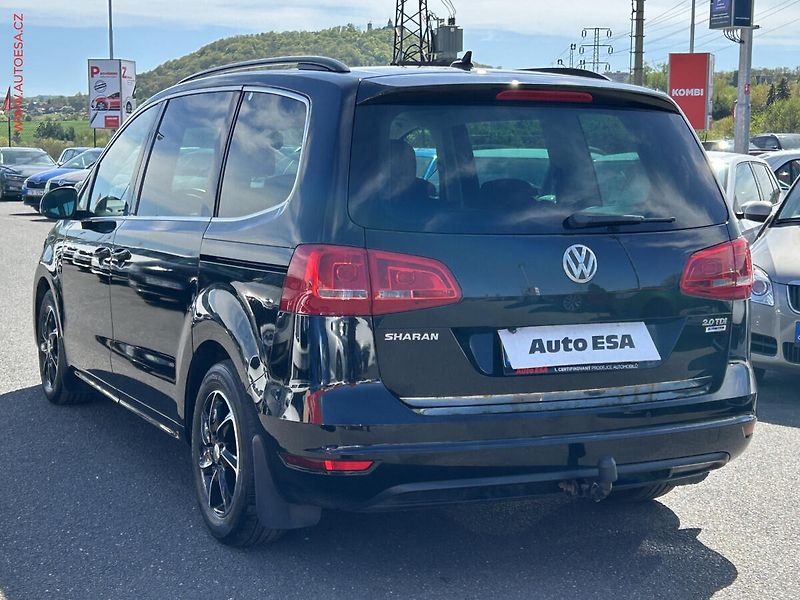 Volkswagen Sharan (2014) 2.0TDi, DSG - fotka 6 z 18