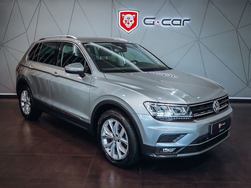 Volkswagen Tiguan 2.0 TDI DSG Highline 4MOT - fotka 2 z 32