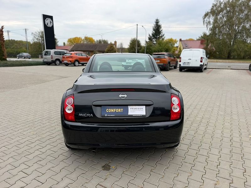 Nissan Micra Cabrio HardTop 1.4 90 - fotka 16 z 29