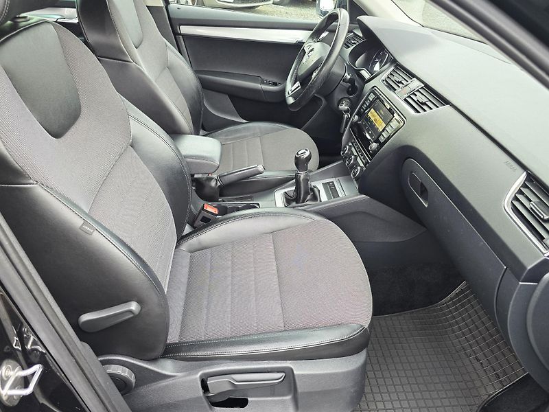 Škoda Octavia 1.4TSI 110KW Bi XENON NAVI 1Ma - fotka 19 z 30