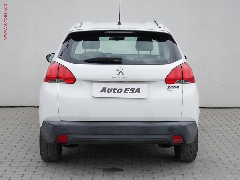 Peugeot 2008 (2014) 1.6 HDI, 1.maj,ČR, AC, temp - fotka 5 z 14