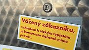 Motoristé se v těchto mrazivých dnech mohou na benzinkách setkat i s takovými oznámeními