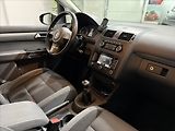 Volkswagen Touran 1,6   TDI 77KW VÝHŘEV TAŽNÉ - náhled 15