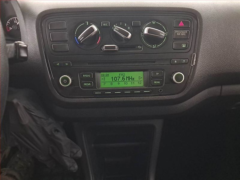 Škoda Citigo (2015) Ambition 1.0 MPI - fotka 10 z 17