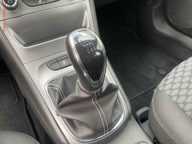 Opel Astra (2017) 1.4 T, Edition, TZ - fotka 16 z 17