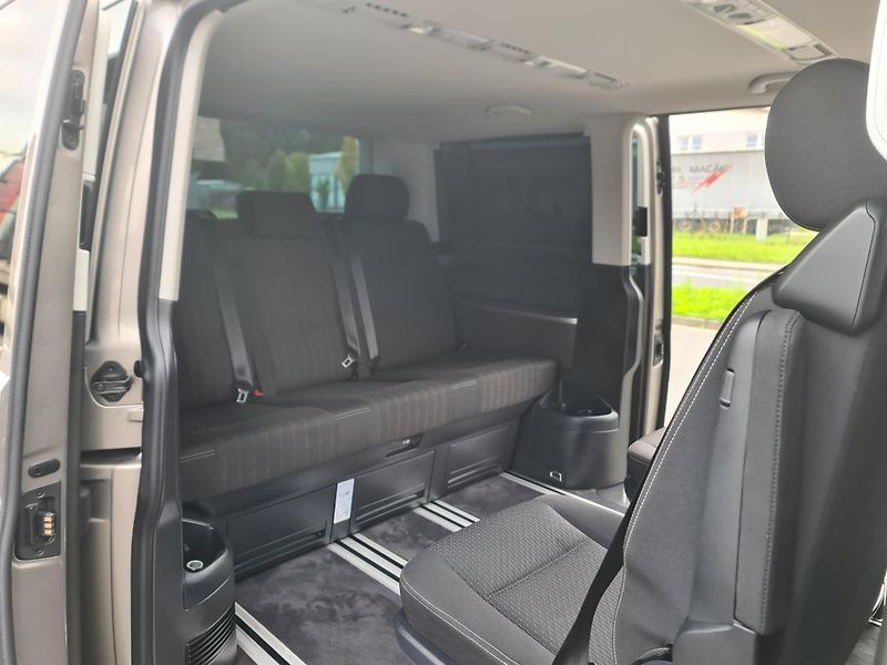 Volkswagen Transporter (2016) MULTIVAN 2.0TDi 110-KW OLOMOUC - fotka 18 z 103