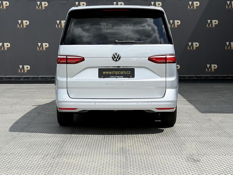 Volkswagen Multivan (2023) T7 2.0TDi, DSG, 1.Maj, RZV - fotka 5 z 51