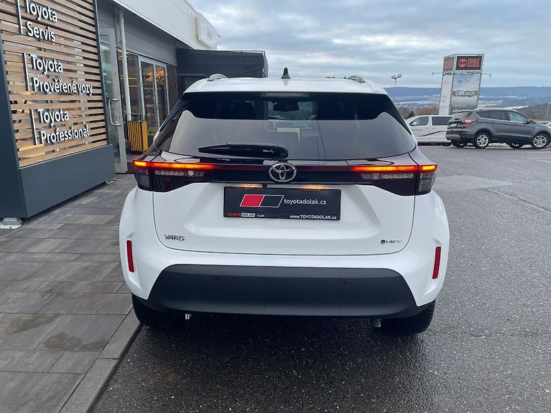 Toyota Yaris Cross MY25 1.5 TNGA HEV - fotka 6 z 28