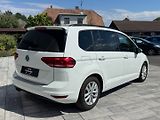 Volkswagen Touran (2017) Comfortline 2.0 TDI 110kW DSG - náhled 4