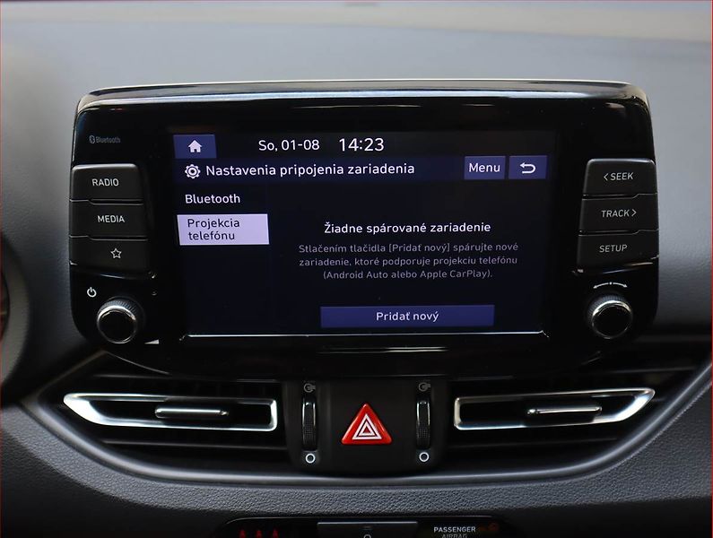Hyundai i30 (2023) Family 1.5 DPI, Tempomat - fotka 13 z 19