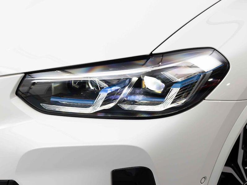 BMW X4 xDrive30d - fotka 8 z 22